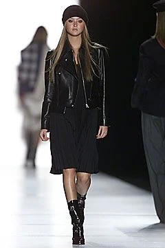 Look 10